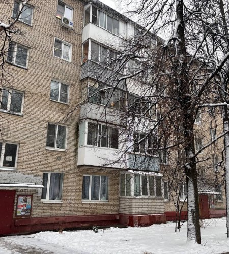 2ккв.г.Фрязино, Полевая 1