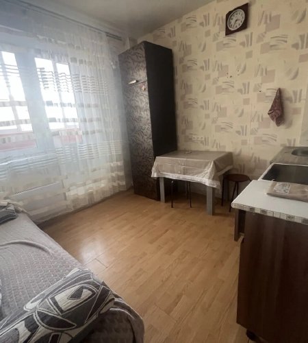 1 к.кв.Свердловский, Строителей 8