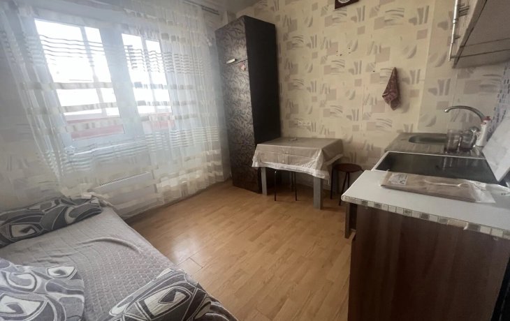1 к.кв.Свердловский, Строителей 8