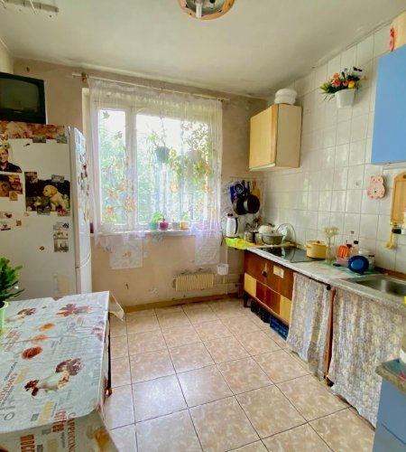 Продается  комната в 3-х к. кв.