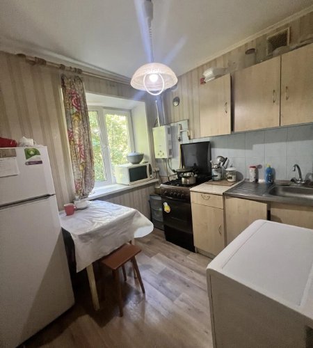 3 к.кв.г.Щелково, Комарова 18к2