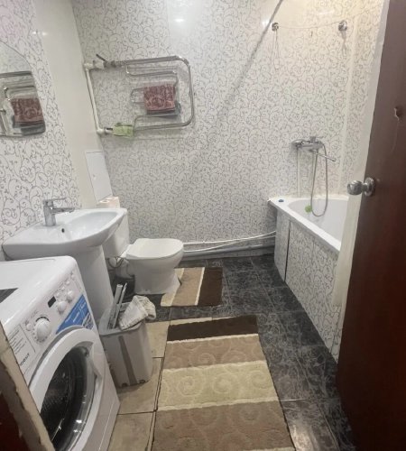 1 к.кв.Свердловский, Строителей 8