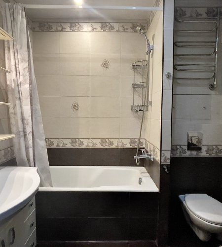 1-к. кв., евроремонт, ж/д 10 мин