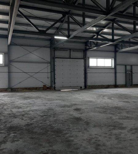 продается база