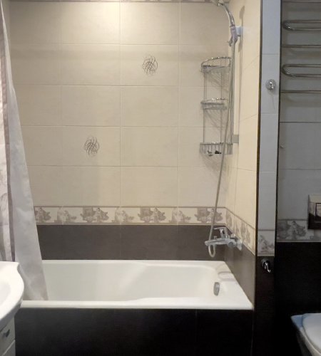 1-к. кв., евроремонт, ж/д 10 мин