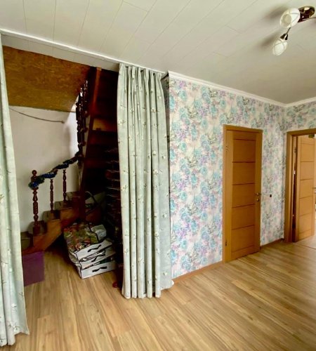 Продается дом с участком