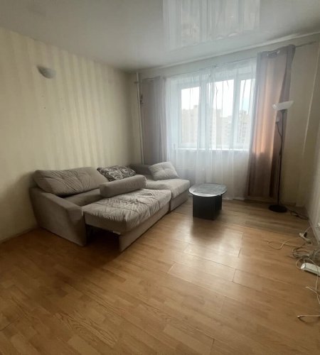 1 к.кв.Свердловский, Строителей 8