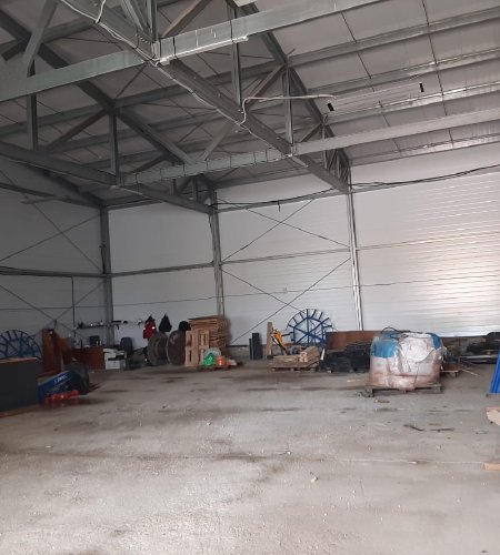 продается база