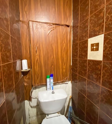 Продается  комната в 3-х к. кв.